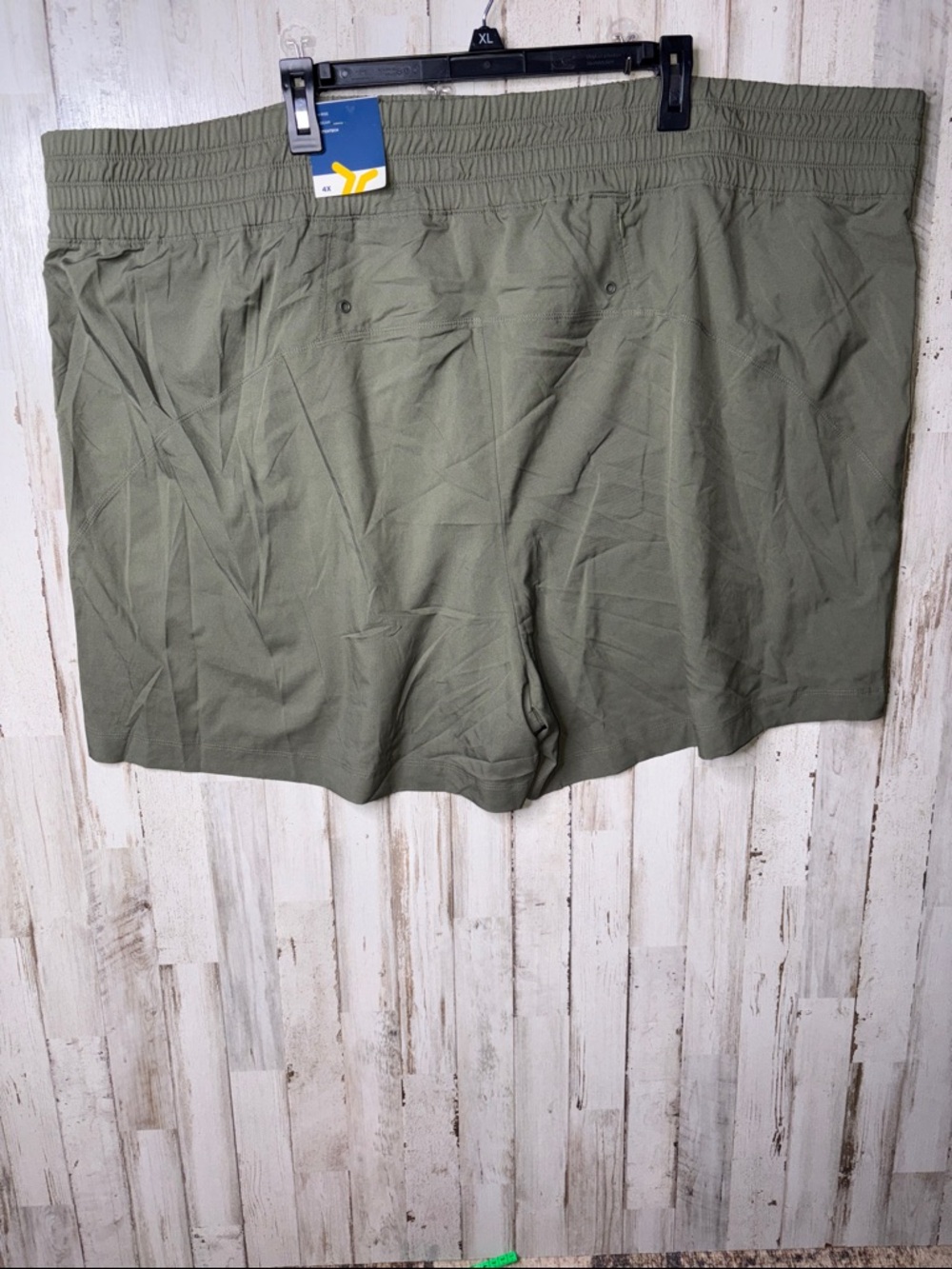 Old Navy Strechtech Active Dry Quick Shorts Size 4X NWT - Picture 9 of 12